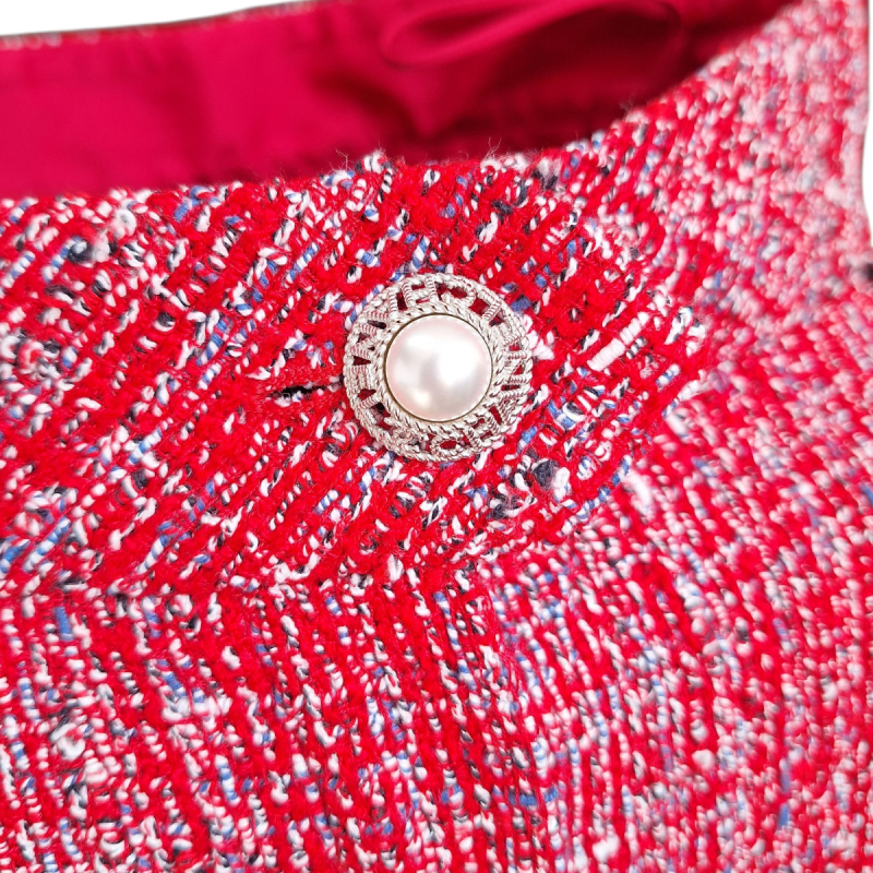 Bermuda Chanel Tweed Rosa com Botão Pérola-36