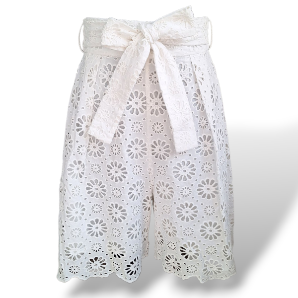 Bermuda Zimmermann Renda Branca-36