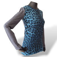 Blusa Dolce Gabbana Animal Print Azul - 38 Blusa Dolce Gabbana Animal Print Azul - 38