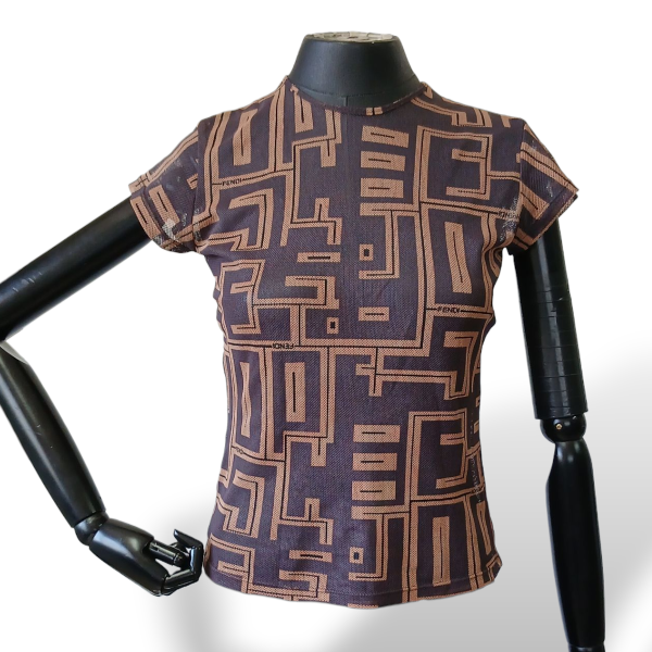 Camiseta Fendi em Tela Logo - 36