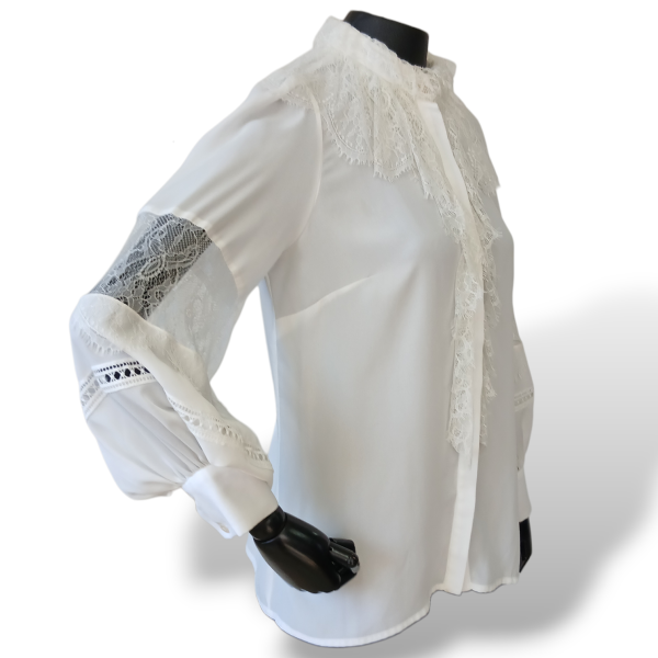 Camisa Lu Monteiro Off White em Seda com Renda-38