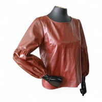 Blusa Patricia Viera Couro Marrom