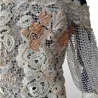 Blusa Martha Medeiros Bege Com Aplicações-38