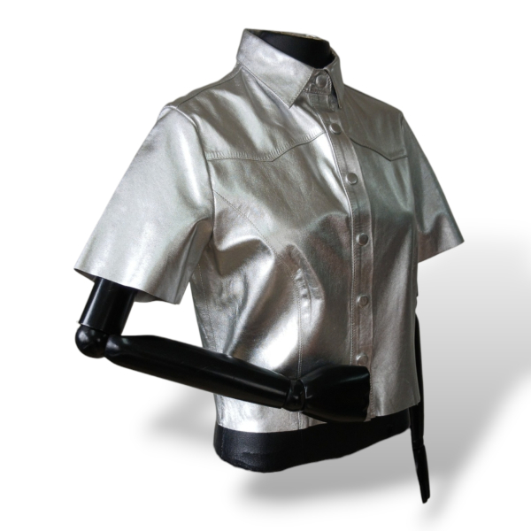 Blusa Renatta Gomes Couro Prateada - M 