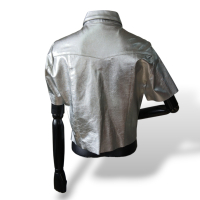 Blusa Renatta Gomes Couro Prateada - M Blusa Renatta Gomes Couro Prateada - M