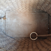 Bolsa Bottega Veneta Cabat Bucket Suede Bege