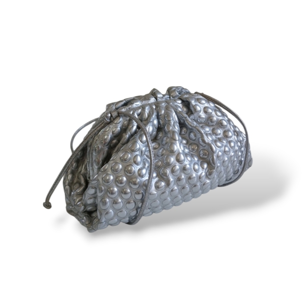 Bolsa Bottega Veneta Mini Pouch Bubble Prata