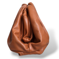 Bolsa Bottega Veneta Pouch Caramelo