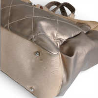 Bolsa Chanel Dourada