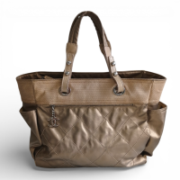 Bolsa Chanel Dourada