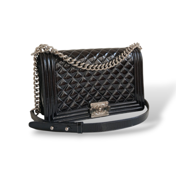 Bolsa Chanel Boy Verniz Preta 