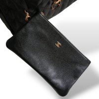 Bolsa Chanel 25 Couro Caviar Preto Ferragem Dourada Bolsa Chanel 25 Couro Caviar Preto Ferragem Dourada