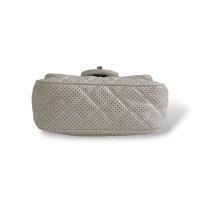 Bolsa Chanel Mini Pouch Off White Bolsa Chanel Mini Pouch Off White