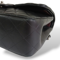 Bolsa Chanel Clássica Jumbo Double Flap Lambskin Preta Bolsa Chanel Clássica Jumbo Double Flap Lambskin Preta