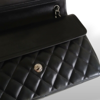 Bolsa Chanel Clássica Jumbo Double Flap Lambskin Preta Bolsa Chanel Clássica Jumbo Double Flap Lambskin Preta
