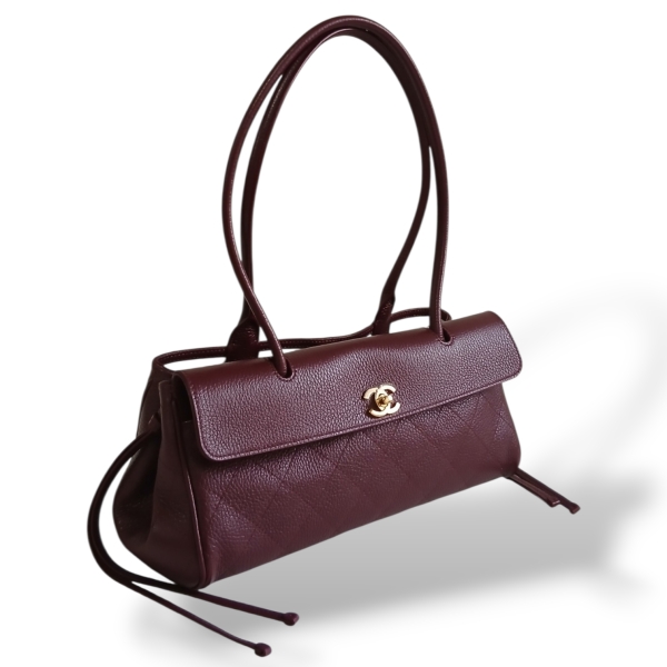 Bolsa Chanel Urban Essentials Vinho