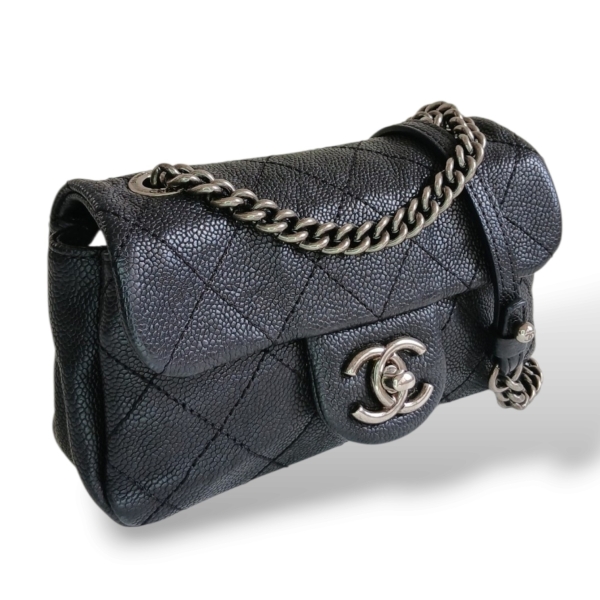 Bolsa Chanel Simply CC Flap Preta 