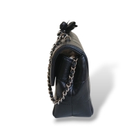 Bolsa Chanel East-West Chocolate Bar Preta Bolsa Chanel East-West Chocolate Bar Preta