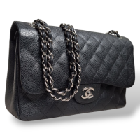 Bolsa Chanel Jumbo Classic Double Flap Caviar Preta