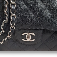 Bolsa Chanel Jumbo Classic Double Flap Caviar Preta