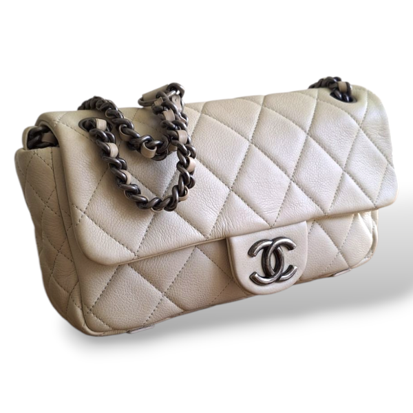 Bolsa Chanel Vintage Off White Bolsa Chanel Vintage Off White