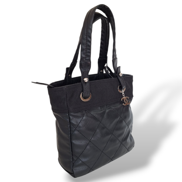 Bolsa Chanel Tote Paris Biarritz Preta Bolsa Chanel Tote Paris Biarritz Preta