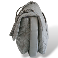 Bolsa Chanel Tiracolo Maxi Lambskin Cinza Ferragem Prata