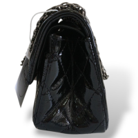 Bolsa Chanel Clássica 2.55 de Matelassê em Verniz Preta com ferragem grafite