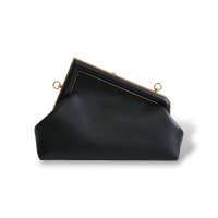 Bolsa Fendi First Preta 