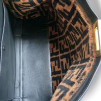 Bolsa Fendi Peekaboo Couro Preta 