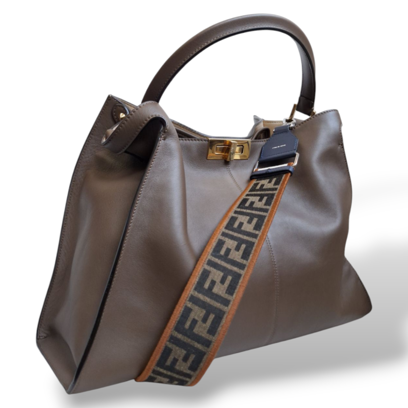 Bolsa Fendi Peekaboo X-Lite Fendi com Alça Crossbody