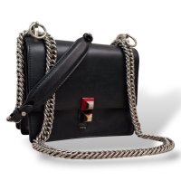 Bolsa Fendi Kan I Preta
