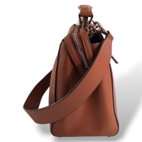 Bolsa Fendi Dot Com Caramelo 