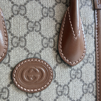 Bolsa Gucci Interloking G Mini Tote 