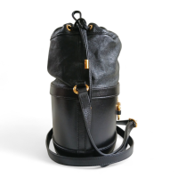 Bolsa Bucket Gucci Horsebit Preta 1955