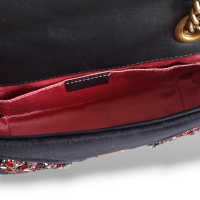Bolsa Gucci Marmont Small em Veludo Preto com Aplicações