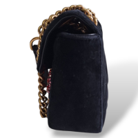 Bolsa Gucci Marmont Small em Veludo Preto com Aplicações