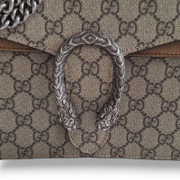Bolsa Gucci Dionysus Monograma 