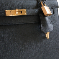Bolsa Hermès Kelly 25 Preta Gold Bolsa Hermès Kelly 25 Preta Gold