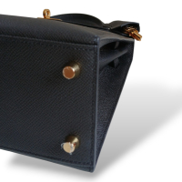 Bolsa Hermès Kelly 25 Preta Gold Bolsa Hermès Kelly 25 Preta Gold