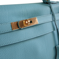Bolsa Hermès Kelly 32 Bleu Atoll com Gold Bolsa Hermès Kelly 32 Bleu Atoll com Gold