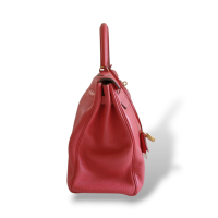 Bolsa Hermès Kelly 35 Coral com Gold Bolsa Hermès Kelly 35 Coral com Gold