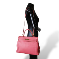 Bolsa Hermès Kelly 35 Coral com Gold Bolsa Hermès Kelly 35 Coral com Gold