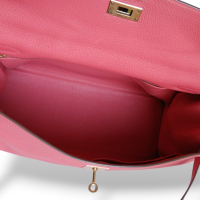 Bolsa Hermès Kelly 35 Coral com Gold Bolsa Hermès Kelly 35 Coral com Gold