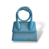 Bolsa Jacquemus Le Chiquito Noeud Degradê Azul Bolsa Jacquemus Le Chiquito Noeud Degradê Azul