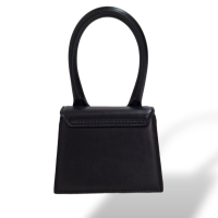 Bolsa Jacquemus Le Chiquito Preta