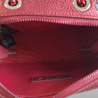 Bolsa Lacoste Metalizada Cereja 