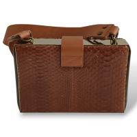 Bolsa Lanvin Sweet Dora Marrom com Python