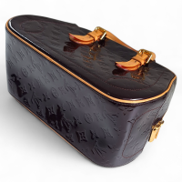 Bolsa Louis Vuitton Summit Drive Verniz Vinho