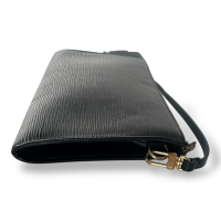 Bolsa Louis Vuitton Pochette Accessoires Epi Preta